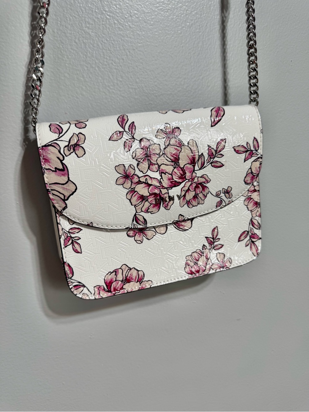 DKNY White Crossbody with Pink Floral Pattern and Silver Chain NWOT
